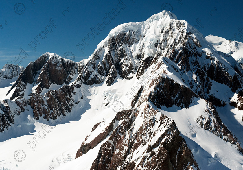 HWP 7616 
 Mount Cook 
 Keywords: Mount Cook, New Zealand, Aerial photopgraphy, snow, ice, ski, winter, alpine,mountain,