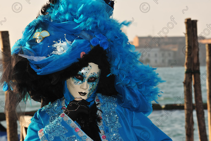 D3X 0779 
 Venice Carnival 
 Keywords: venice,carnival,carnivale,fiesta,festival,mask,blue,features,grand canal,italy,