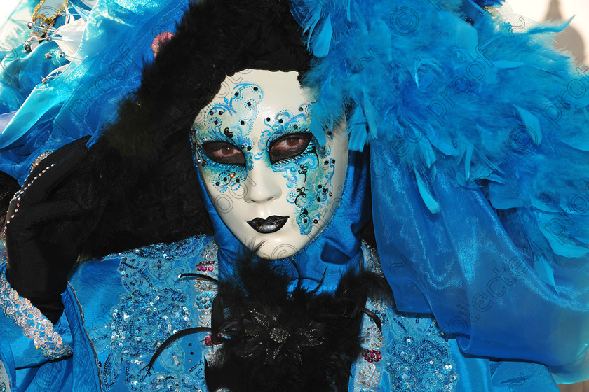 D3X 0751 
 Carnivale 
 Keywords: Masks, Blue, Carnival, Venice