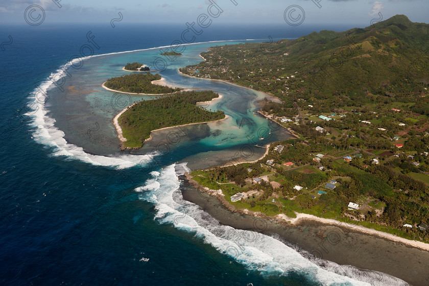 D3X2275 
 Muri Beach - Rarotonga 
 Keywords: Muri Beach,Rarotonga,Cook Islands,Pacific,Aerial Photograph,Aerial Photography,Reef, coastline,tropical island