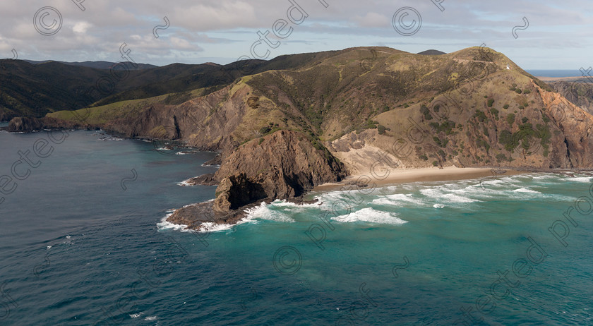 D3X 3399 
 Cape Reinga - New Zealand - North Island 
 Keywords: Cape Reinga, Te Rerenga Wairu, Maori, Sacred sites, Marori Legend, Lighthouse, Cliffs, Coastline, Aerial Photography, Photography, New Zealand